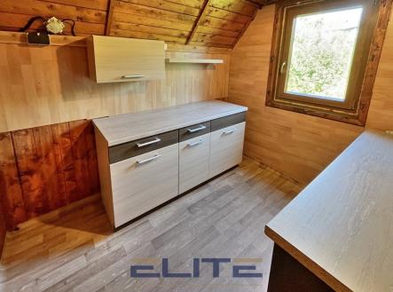 00034_kuchyňka | Prodej - chata/rekreační objekt, 72 m²