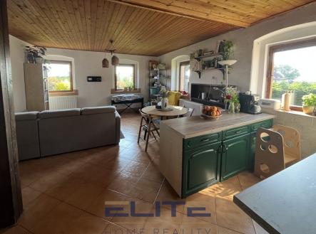 00043_obývací pokoj | Prodej - dům/vila, 124 m²