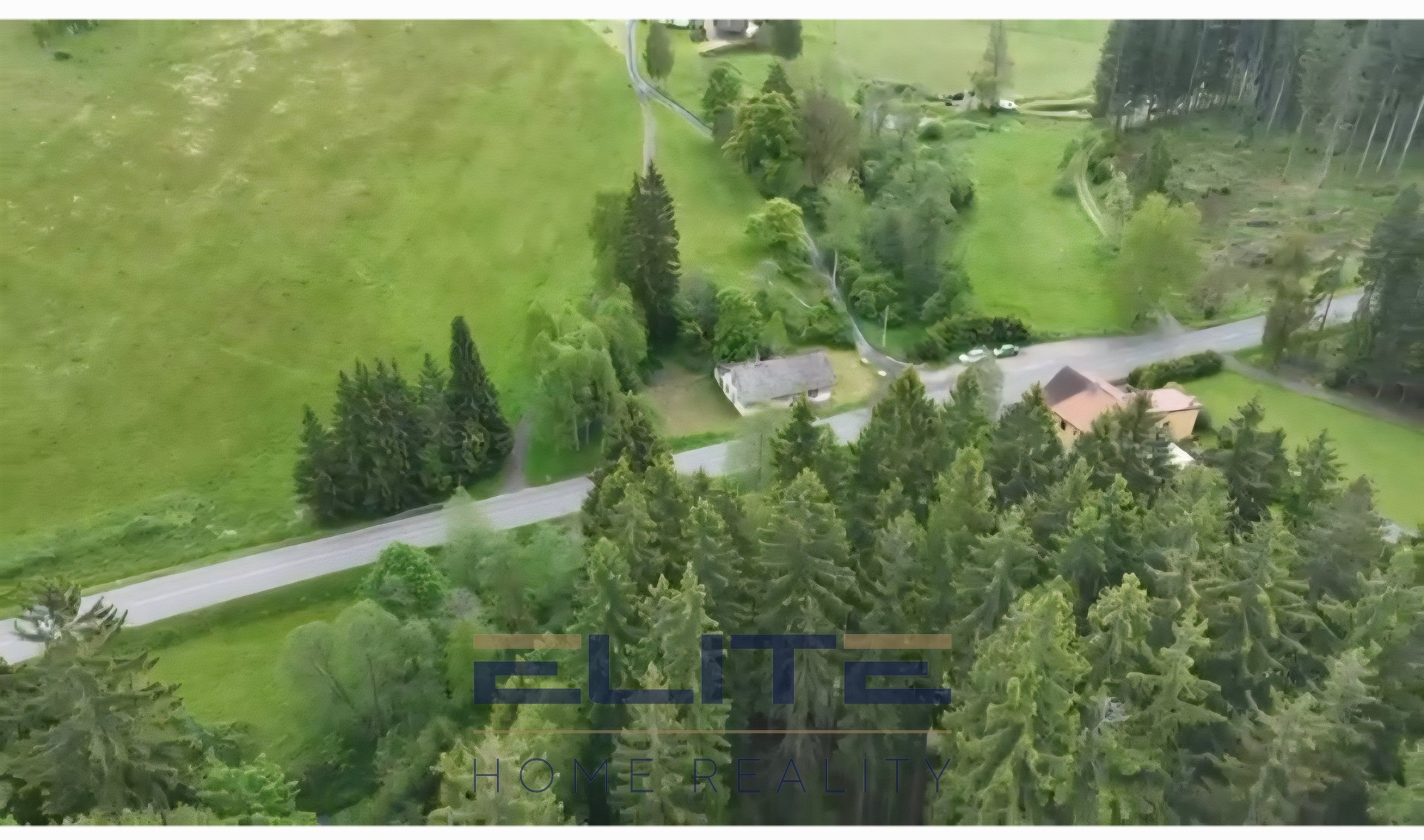 Pozemek s domem na kraji Českého ráje – ideální místo pro nový začátek