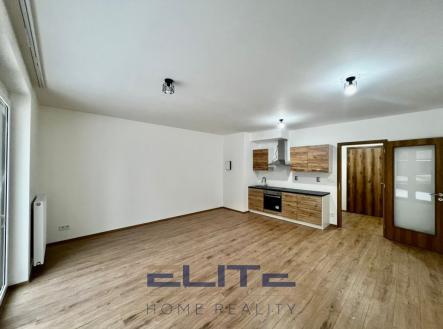 00100_5 | Pronájem bytu, 1+kk, 41 m²