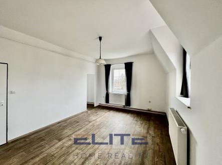 00124_51 | Pronájem bytu, 1+1, 39 m²