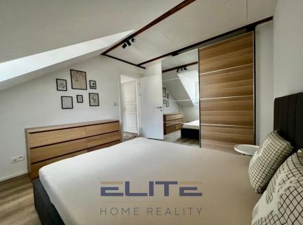 Pronájem bytu, 2+kk, 44 m² obrázek