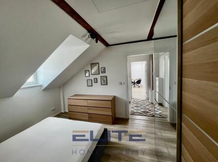 00073_35 | Pronájem bytu, 2+kk, 44 m²