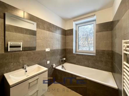 00132_31 | Pronájem bytu, 1+1, 35 m²