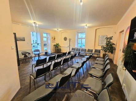 IMG-20251204-WA0007 | Pronájem - obchodní prostor, 921 m²