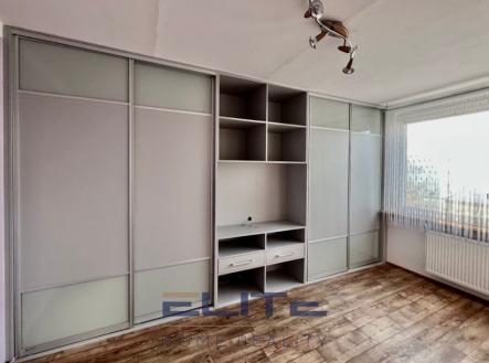 00147_22 | Pronájem bytu, 2+kk, 36 m²