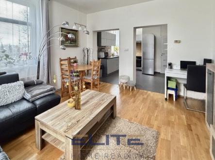 prodej-bytu-3-kk-73-m2-s-terasou-12-m2-a-zahradou-liberec-tylova-00150-obyvaci-pokoj-95669e | Prodej bytu, 3+kk, 85 m²