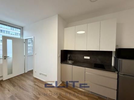 00165_40 | Pronájem bytu, 2+kk, 34 m²