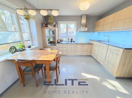 00194_kuchyně_jídelna_ | Prodej - dům/vila, 147 m²