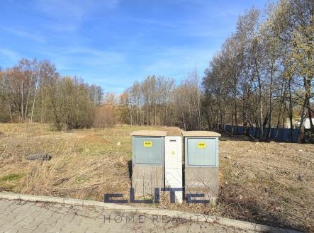 00203_pozemek_sloupky | Prodej - pozemek pro bydlení, 1 152 m²