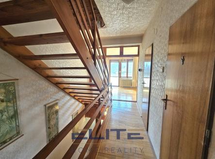 Schodiště | Prodej - dům/vila, 225 m²