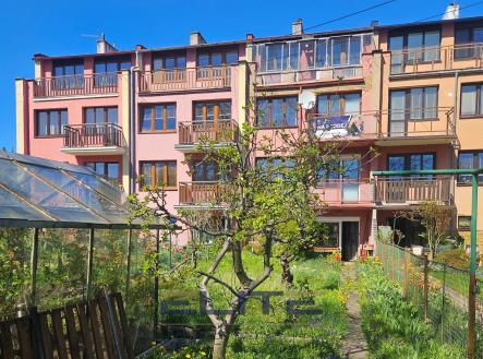 Pohled ze zahrady | Prodej - dům/vila, 225 m²