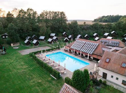 . | Prodej - hotel, 1 795 m²