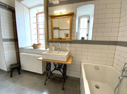 . | Prodej - dům/vila, 258 m²