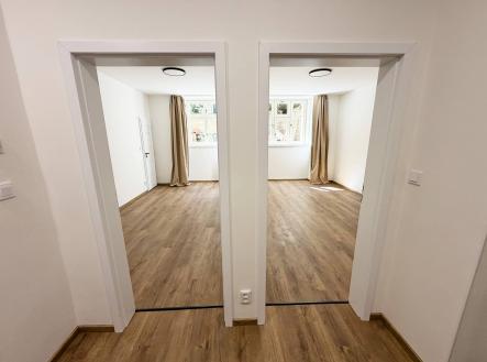 Bez popisku | Pronájem bytu, 2+kk, 45 m²
