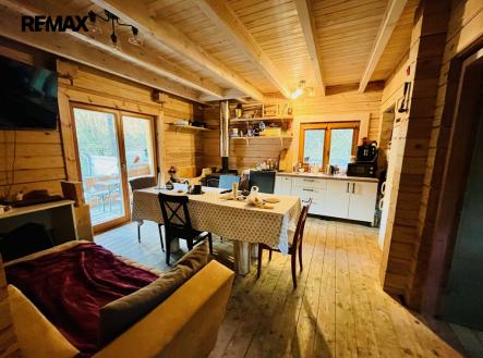 kuchyň s obývákem | Prodej - malý objekt/garáž