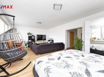 část obývacího pokoje 3+1 | Prodej - dům/vila, 296 m²