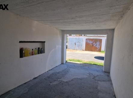 6.jpg | Prodej - malý objekt/garáž