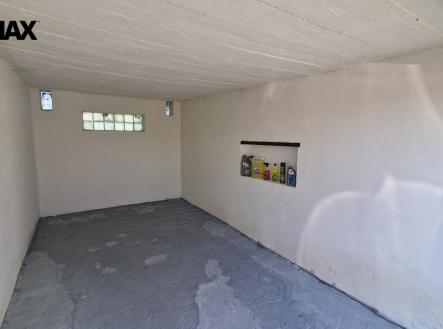 4.jpg | Prodej - malý objekt/garáž