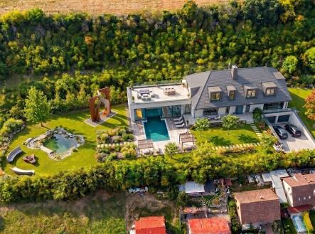 . | Prodej - pozemek, ostatní, 3 598 m²