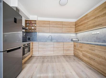 Prodej bytu, 2+kk, 77 m²