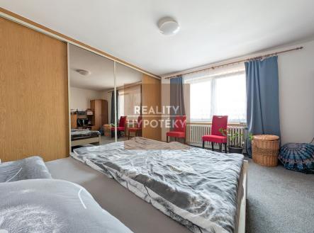 pxl-20250609-161351210.jpg | Pronájem bytu, 3+1, 110 m²