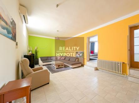 pxl-20250609-160954491.jpg | Pronájem bytu, 3+1, 110 m²