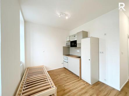 Apt4 (1) | Pronájem bytu, 1+kk, 19 m²