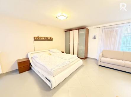 photo_2026-01-19_20-45-17 (2) | Pronájem bytu, 1+kk, 60 m²