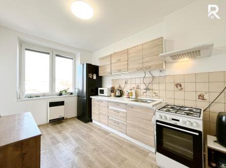 Dobrovolského (8) | Pronájem bytu, 2+1, 79 m²