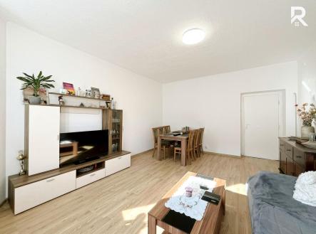 Dobrovolského (5) | Pronájem bytu, 2+1, 79 m²