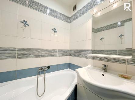 Pod Lipami (7) | Pronájem bytu, 2+1, 53 m²