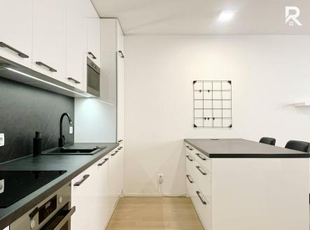 Mlýnská (1) | Pronájem bytu, 1+kk, 36 m²