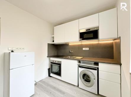 Sibiřská (6) | Pronájem bytu, 1+kk, 28 m²