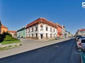Prodej - nájemní dům, 820 m²