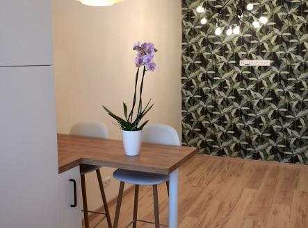 2 | Pronájem bytu, 2+kk, 42 m²