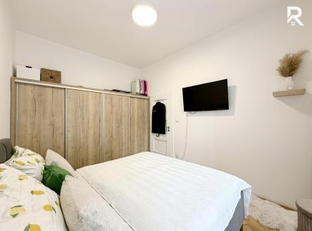 dolní (2) | Pronájem bytu, 2+kk, 57 m²
