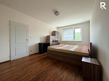 9e8992c6-a566-409d-9c33-4ef2b49ec768 | Pronájem bytu, 2+kk, 55 m²