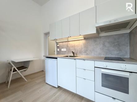 IMG_0302 | Pronájem bytu, 1+kk, 33 m²
