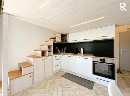 file1 (kopie) | Pronájem bytu, 1+kk, 37 m²