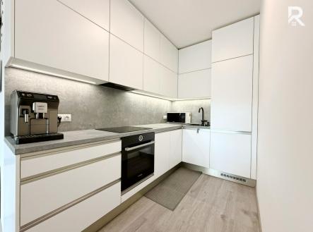 file3 (kopie 5) | Pronájem bytu, 2+kk, 56 m²