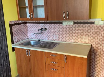 Pronájem bytu, 1+kk, 35 m²