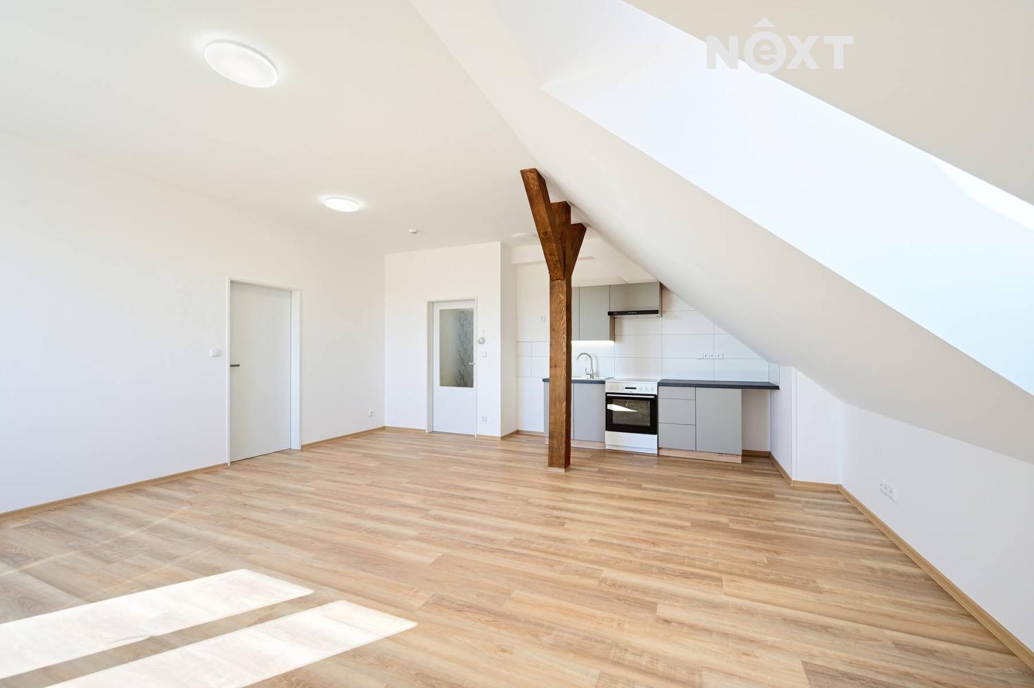 Pronájem byt 2+kk, 58㎡