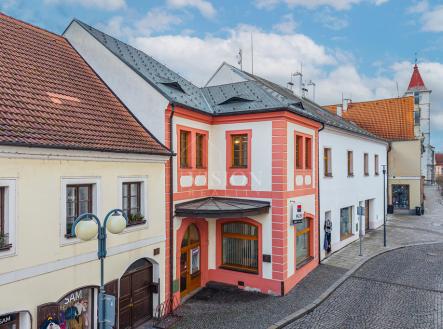 Prodej - nájemní dům, 340 m² obrázek