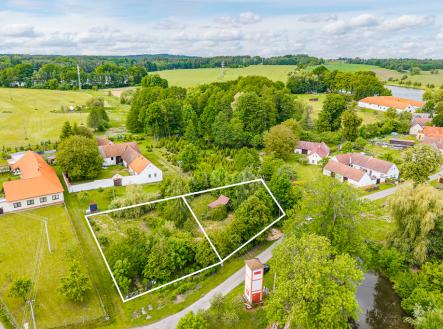 Prodej - pozemek pro bydlení, 2 012 m² obrázek