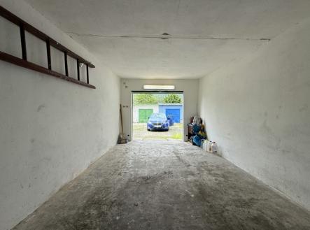 1015daad-3478-4c8d-8a50-32673196244a-1-105-c.jpeg | Prodej - malý objekt/garáž