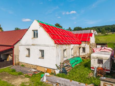 dji-20250806222137-0130-d.jpg | Prodej - dům/vila, 86 m²