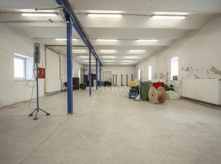 dsc05105-hdr.jpg | Pronájem - skladovací prostor, 234 m²