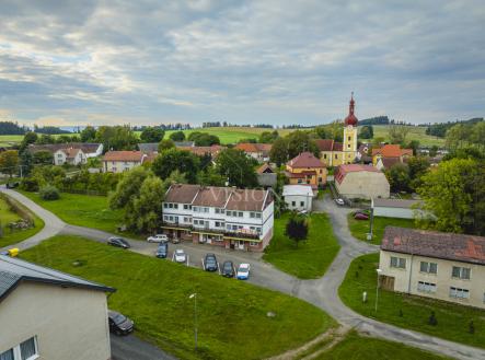 dji-20250929230316-0565-d.jpg | Prodej - nájemní dům, 487 m²