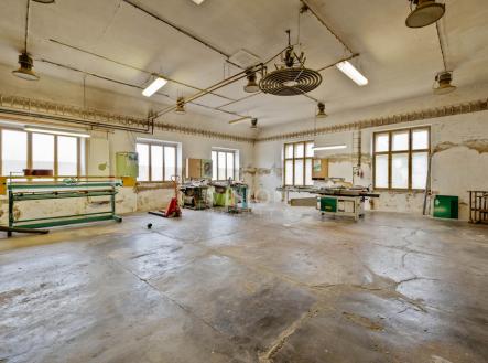 dsc-2.jpg | Prodej - skladovací prostor, 268 m²